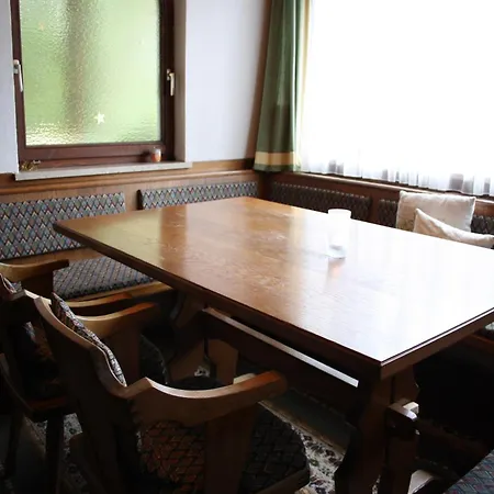 Large Holiday Home With Plenty Of Privacy Flachau