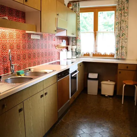 Large Holiday Home With Plenty Of Privacy Appartamento